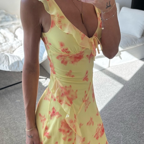 Tiger Mist Yellow and Orange Floral Dress - Picture 2 of 7